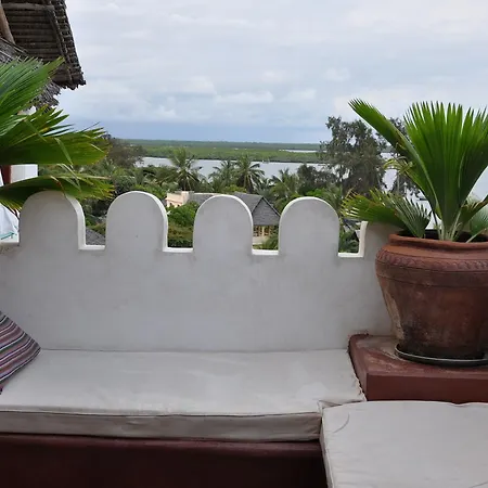 Sweet Banana House Bed & Breakfast Lamu